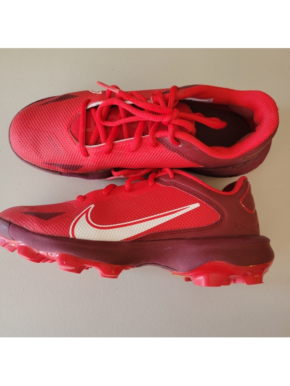Nike Trout youth baseball cleats big boy size 5